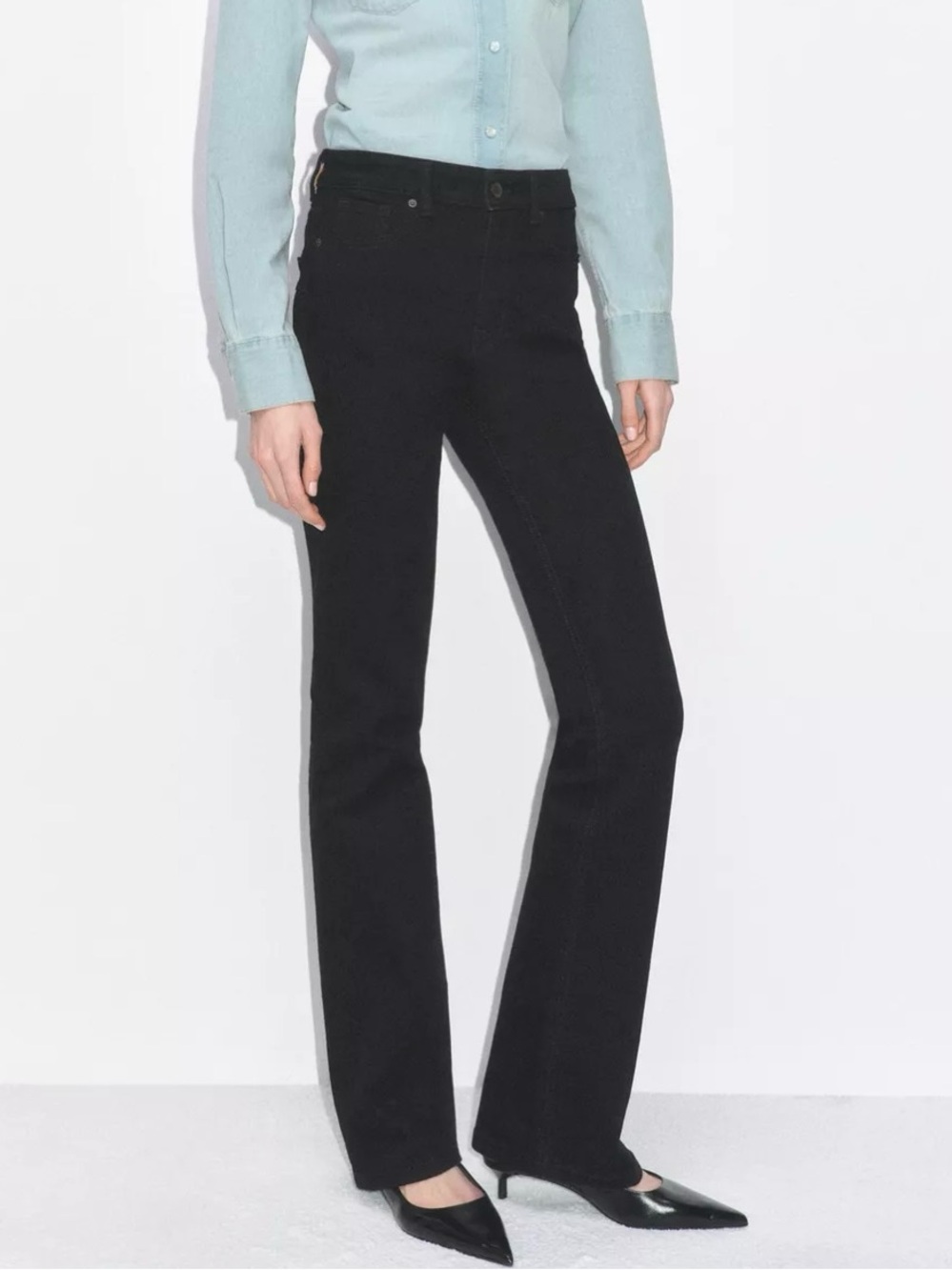 NWT ZARA ZW COLLECTION BOOTCUT MID-RISE JEANS